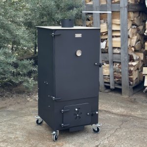 Rūkykla 135L su ratukais